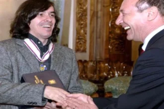 dezamagire uriasa pentru romanii care sunt fani mircea cartarescu nu este in carti pentru premiul nobel pentru literatura 6ac30233764f7