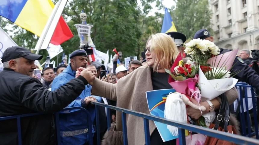 diana sosoaca vorbeste despre un complot de asasinare a lui calin georgescu in arest sunt implicati 5 angajati 6ac26555a1371