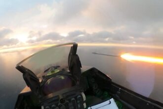 dronele distruse sambata erau gerbera 4 in 2026 dronele rusesti au patruns de 35 de ori in spatiul aerian al romaniei sase drone au fost doborate de f 16 si f 18 6ad5000c99379