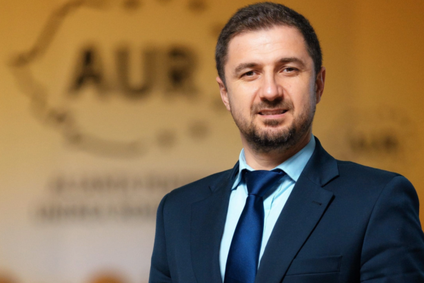 europarlamentarul aur adrian axinia il critica pe marius lulea s a plasat in afara partidului 6ac6a728e4168