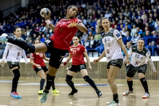 infrangere usturatoare pentru csm bucuresti a fost invinsa pe teren propriu de ultima clasata in grupa a din liga campionilor 6ad50a0ba04f5
