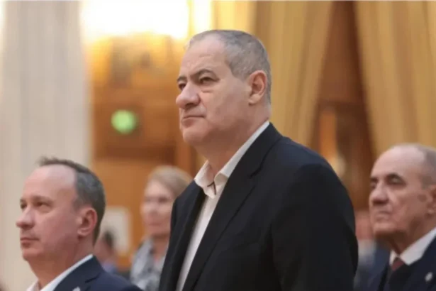 interesul national in guvern fostul vicepremier marian neacsu le a propus parlamentarilor ca ministerele sa primeasca drept de preemptiune la societati din 12 domenii strategice 6ac8e3066753a