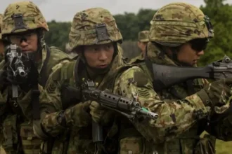 japonia desfasoara pentru prima oara o racheta cu raza lunga de actiune care poate atinge apele situate in apropierea taiwanului 6ad64370a33ee