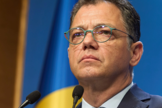 ministrul apararii nationale stefan radu oprea videoconferinta cu militarii romani aflati in misiuni internationale ne faceti mandri 6adb7b7595975