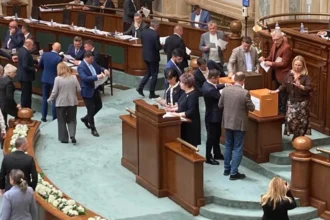 mutari de trupe pregatite in senat surse 6adf8c1ef0d74