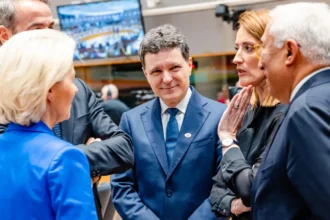 nicusor dan martor la o confruntare fara precedent intre liderii ue scandal mare pentru fondurile europene iar bugetul este in aer 6ad1d084d70d4