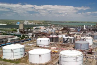omv petrom a avut un profit de 41 miliarde lei in primele noua luni din acest an in crestere cu 18 fata de perioada similara din 2025 investitii record 6ae31e288ef10
