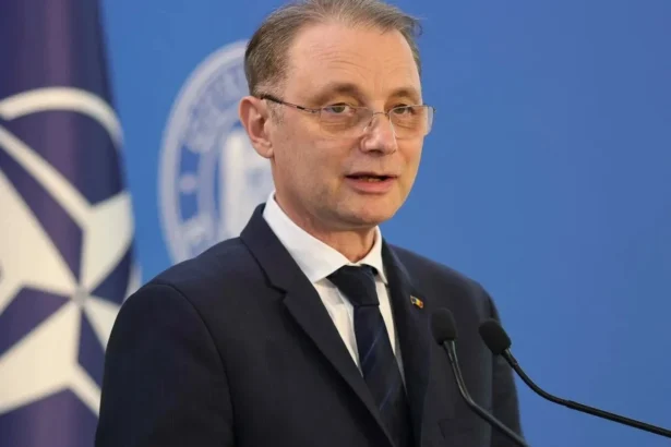premierul luca niculescu discutii la bnr cu mugur isarescu ce mai are premierul pe agenda economica de luni 6aded553ecf4c