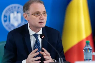 primul hop aur il cheama pe luca niculescu in parlament sa explice situatia economica reala a romaniei 6ae1be9e7cf22
