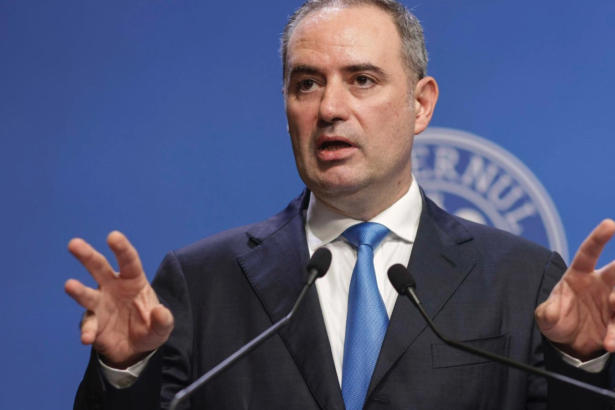 romania a trecut si de actualul test de rating al agentiei sp alexandru nazare avertisment privind deficitul bugetar 6ac043515573b