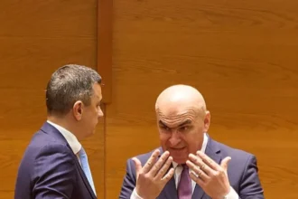 sorin grindeanu atac la bolojan liderul psd pune cifrele pe masa romanii au dreptul sa stie de unde plecam facturi neachitate cel mai mare deficit din ue 6addbc0f97b03