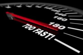 tanar de 23 de ani prins circuland cu 192 km h prin timisoara amenda de peste 4 000 de lei si permis suspendat pentru 150 de zile 6ac8a73c2ecc1