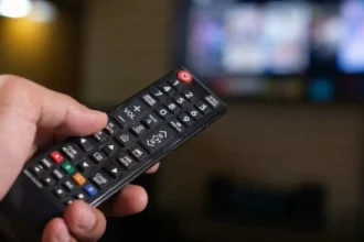 trucul util pe care putini il stiu ce se intampla daca tii apasat lung butonul 9 de pe telecomanda 6ac046bb598ff