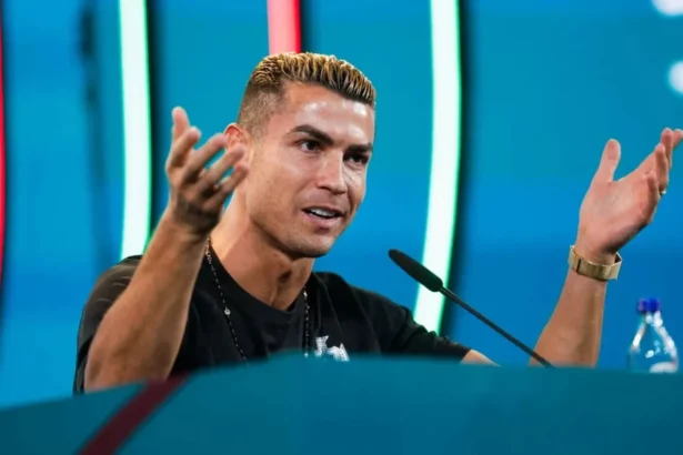 un fost antrenor al echipei manchester united il critica dur pe cristiano ronaldo a lasat echipa la greu 6ad87ffbc432f