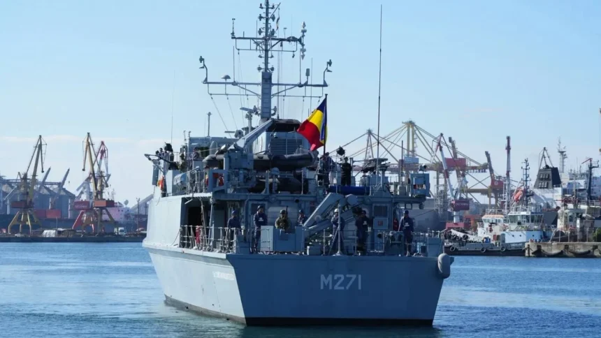 vanatorul de mine m 271 a revenit dintr o misiune in marea neagra dupa ce a activat in grupul operativ pentru combaterea minelor marine alaturi de nave din bulgaria si turcia 6ad778e366788