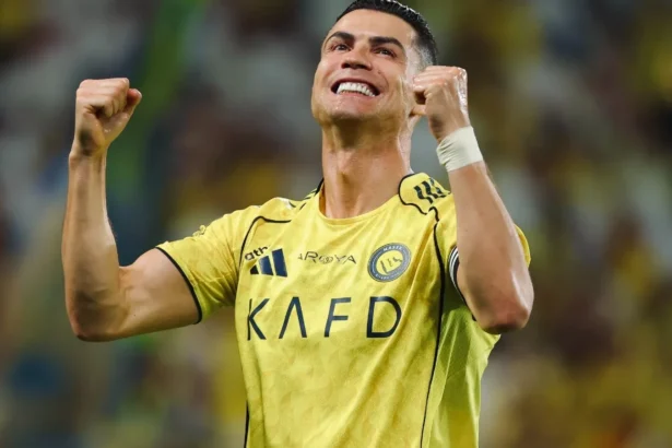 video cristiano ronaldo se apropie de pragul de 1000 de goluri niciun fotbalist nu a mai reusit asa ceva 6acde9eb90925