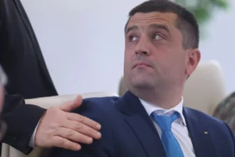 video cum explica radu miruta absenta de la predarea mandatului la mapn n am fost invitat protocolul de predare primire nu a fost semnat 6ad8a03ec2497