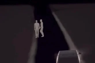 video imaginile virale care i au speriat pe proprietarii masinilor tesla pot detecta acestea spiritele celor morti in cimitir 6adec720ef99d
