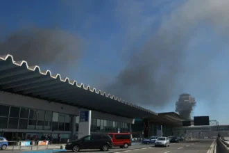 video situatie tensionata in orientul mijlociu rebelii houthi ataca aeroporturi si instalatii petroliere din arabia saudita 6adf1b812675b