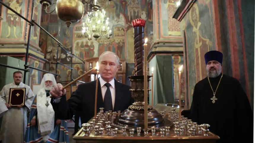 vladimir putin a decis cand vor fi reluate discutiile trilaterale cu ucraina si sua pentru pace 6ade56a081e0d